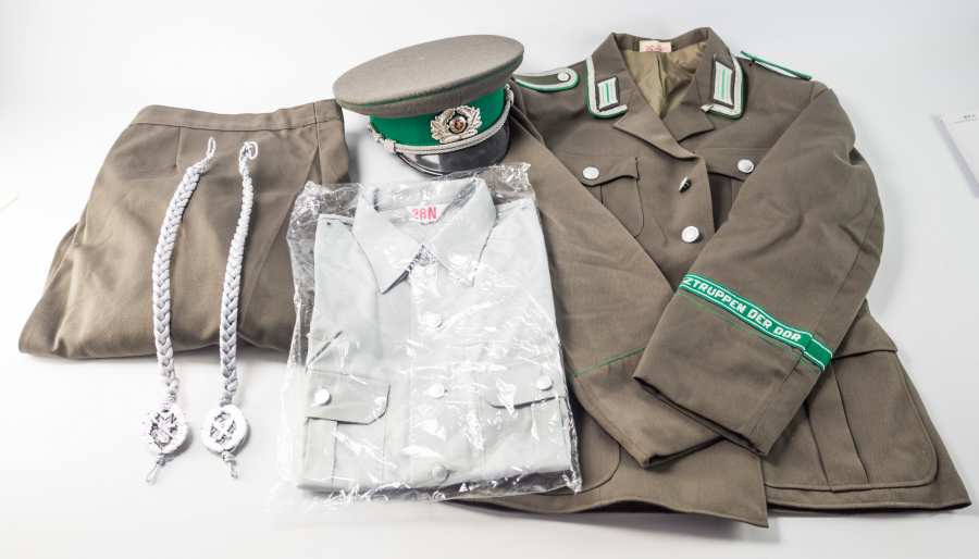 Uniform der Grenztruppen der Nationalen Volksarmee (NVA)