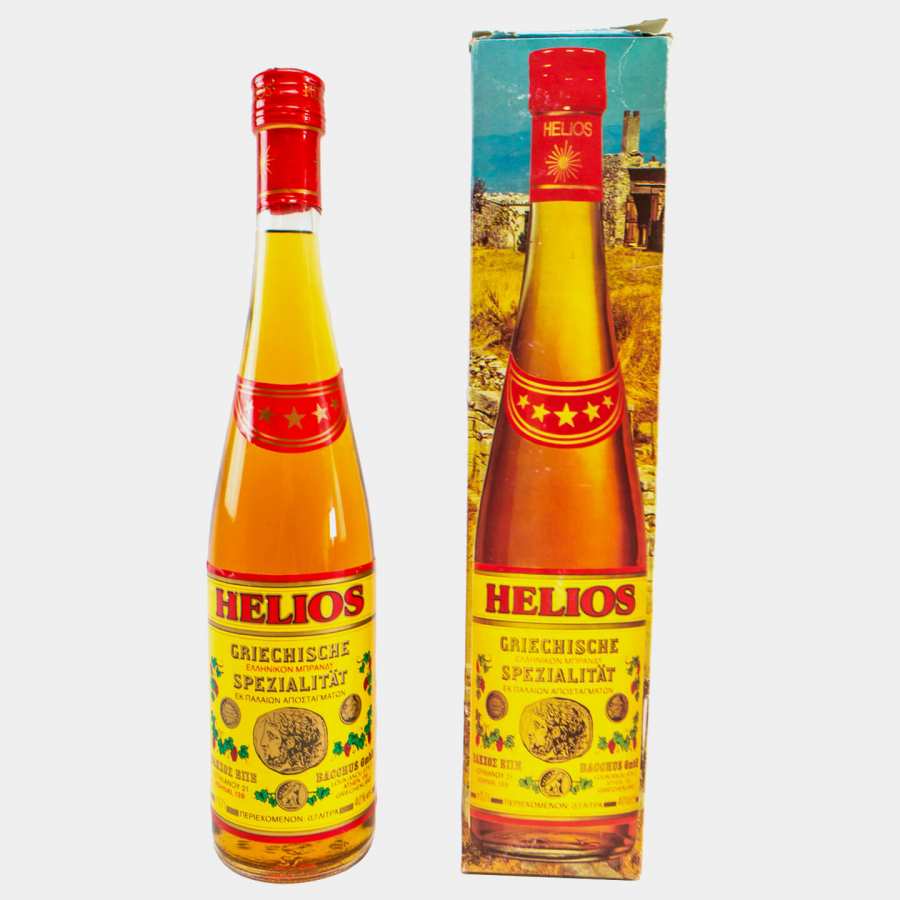 Helios-Brandy mit gelbem Etikett