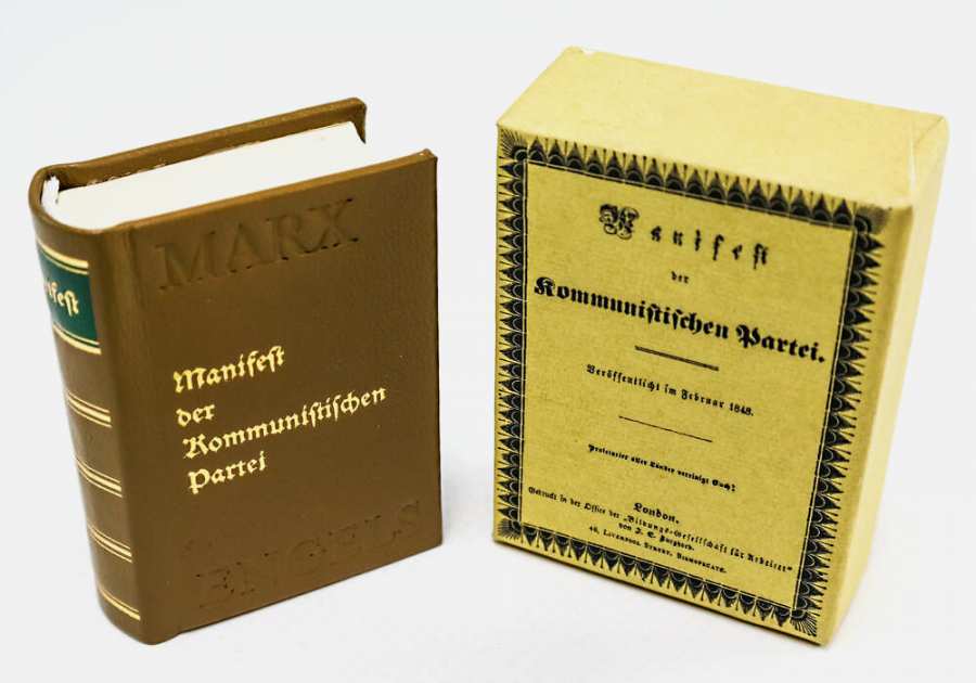 Book Karl Marx »Manifesto of the Communist Party«