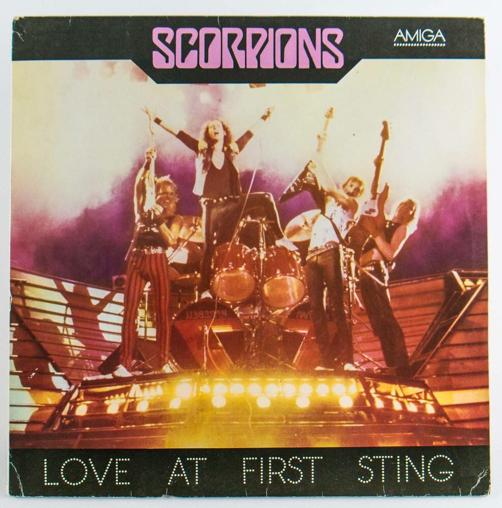 First sting. Scorpions Love at first Sting 1984. Scorpions альбом 1984. Scorpions Love at first Sting 1984 обложка. Scorpions 1984 Love at first Sting LP GDR.