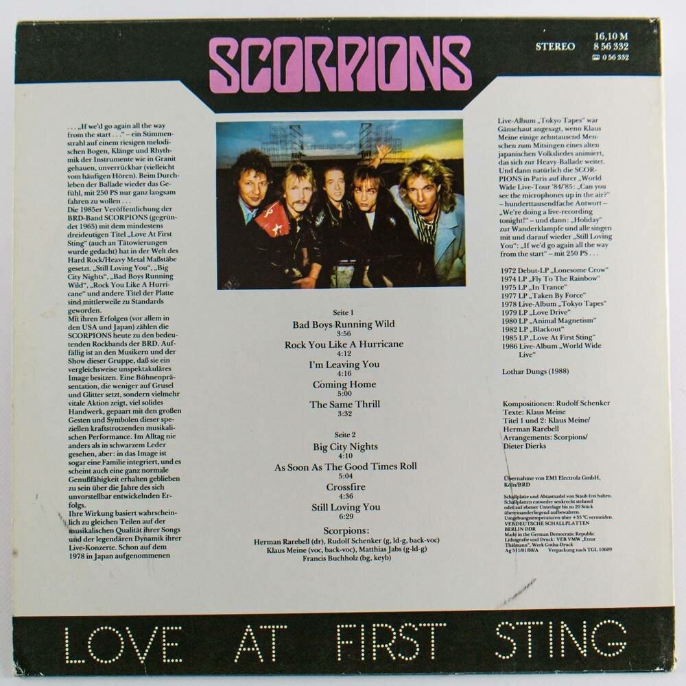 First sting. Группа скорпионс 1984. Scorpions Love at first Sting 1984. Scorpions Love at first Sting 1984 обложка. Scorpions 1984 Love at first Sting LP Mercury.